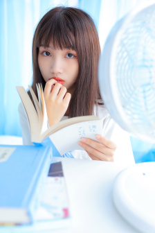 男生女生一起相差差差轮滑鞋APP2023
